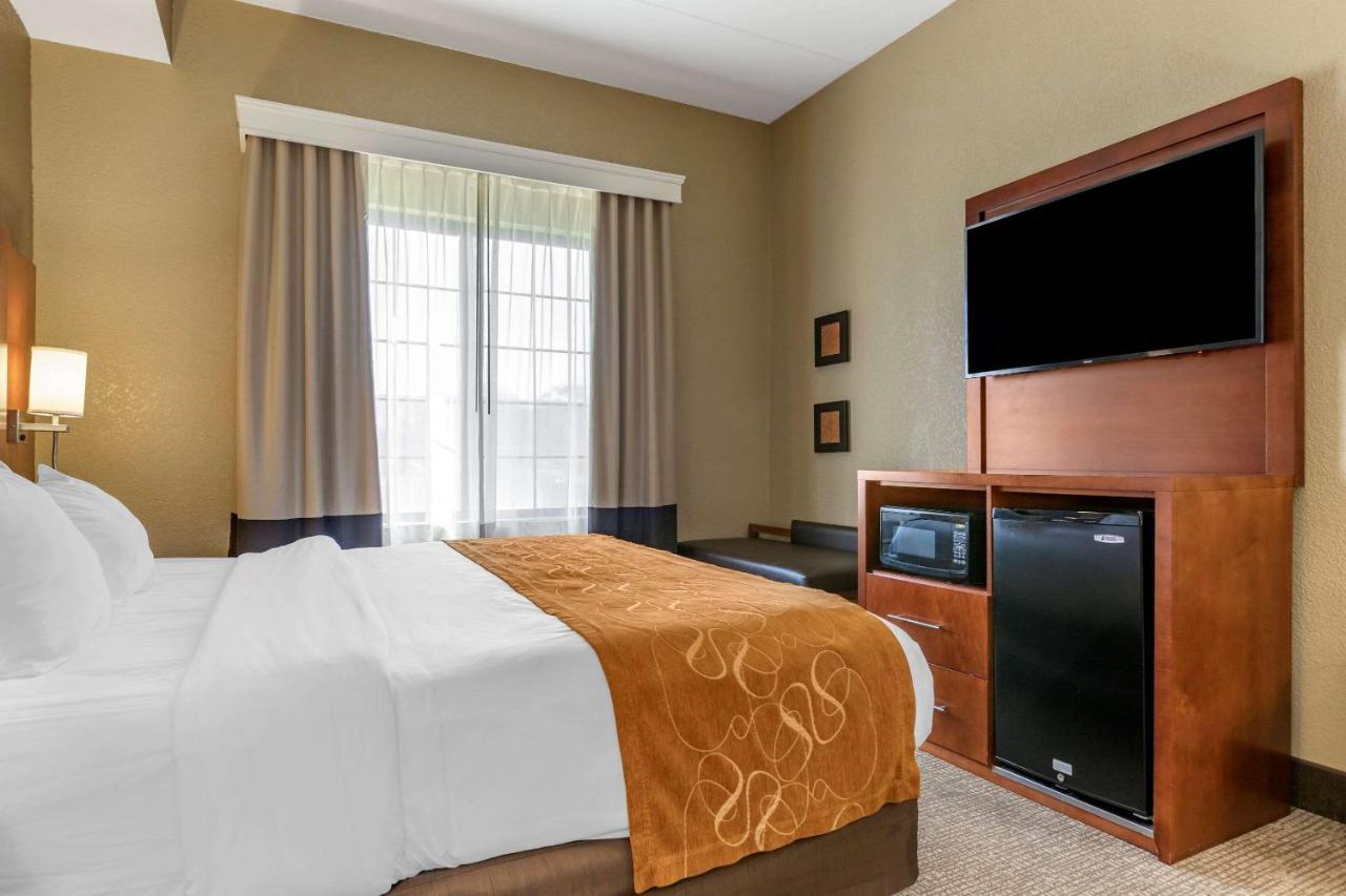 Comfort Suites Grand Rapids South Kentwood Exterior foto