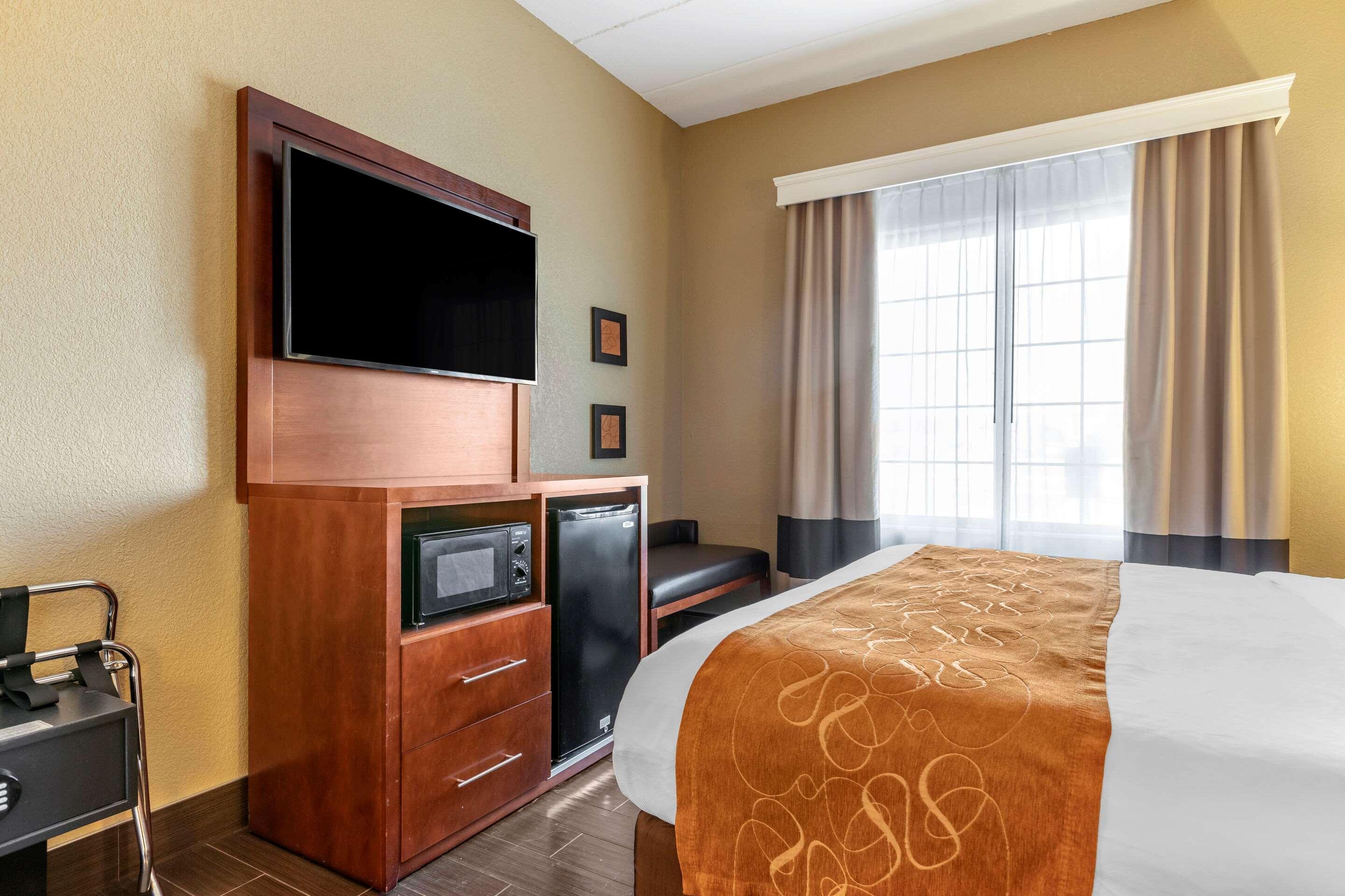 Comfort Suites Grand Rapids South Kentwood Exterior foto