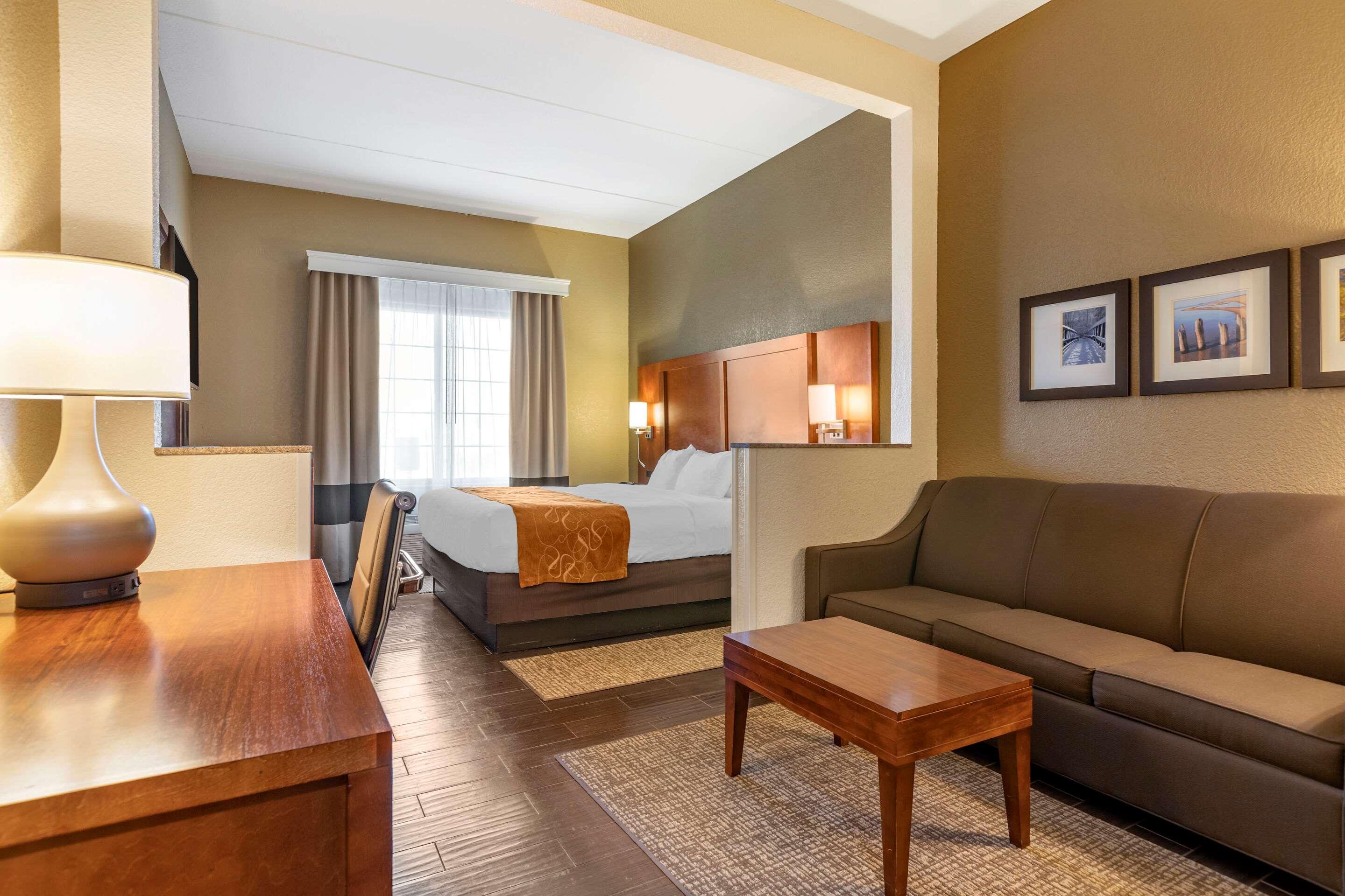 Comfort Suites Grand Rapids South Kentwood Exterior foto