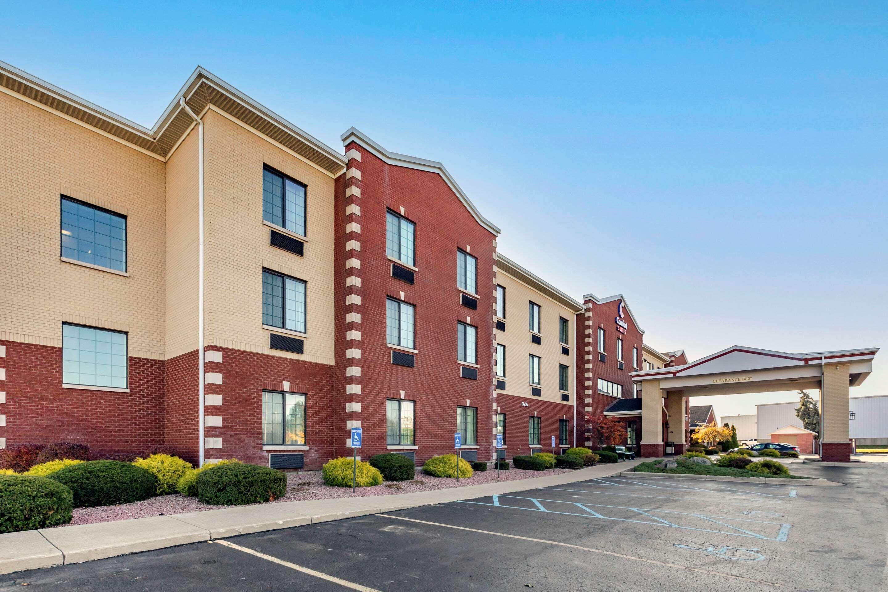 Comfort Suites Grand Rapids South Kentwood Exterior foto